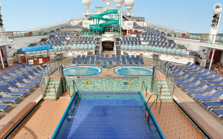 Navire Carnival Valor