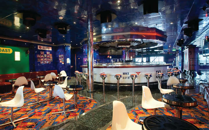 Navire Carnival Valor