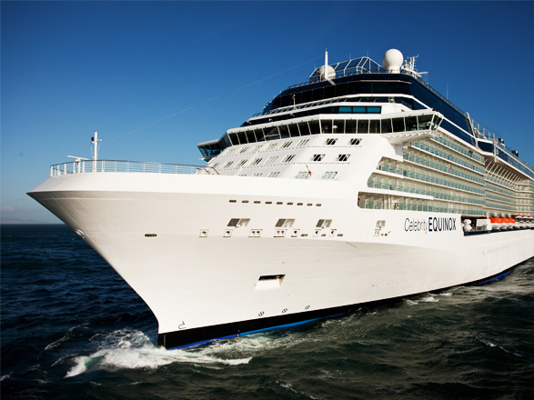 https://static.service-voyages.com/mobile/croisiere/images/fr/navires/navire,celebrity-equinox_max,418,39940.jpg