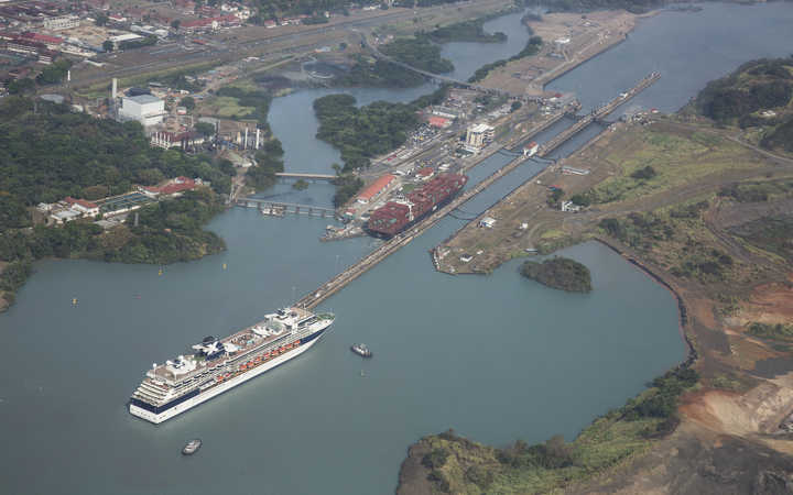 Navire Celebrity Infinity