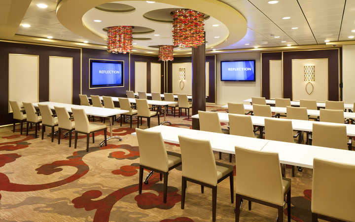 Navire Celebrity Reflection