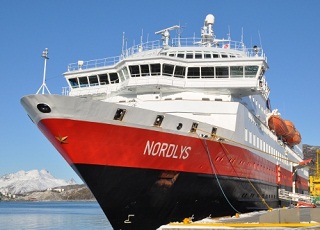 https://static.service-voyages.com/mobile/croisiere/images/fr/navires/navire,ms-nordlys_max,1189,19710.jpg