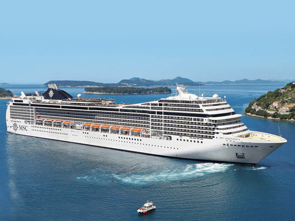 https://static.service-voyages.com/mobile/croisiere/images/fr/navires/navire,msc-magnifica_max,430,74244.jpg