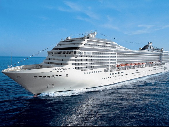 https://static.service-voyages.com/mobile/croisiere/images/fr/navires/navire,msc-orchestra_max,360,32277.jpg