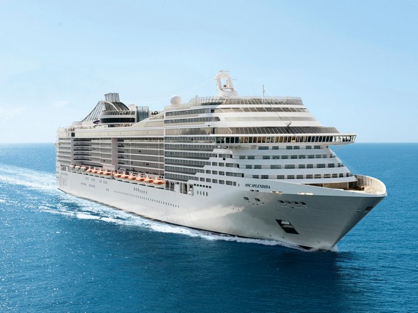 https://static.service-voyages.com/mobile/croisiere/images/fr/navires/navire,msc-splendida_max,407,74622.jpg