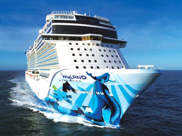 https://static.service-voyages.com/mobile/croisiere/images/fr/navires/navire,norwegian-bliss_max,1333,512705.jpg
