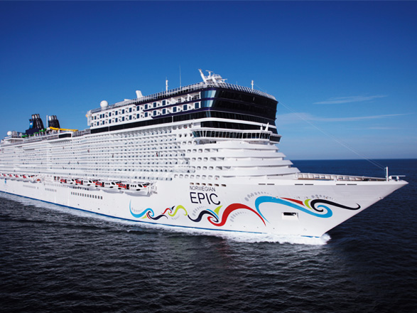 https://static.service-voyages.com/mobile/croisiere/images/fr/navires/navire,norwegian-epic_max,436,512018.jpg