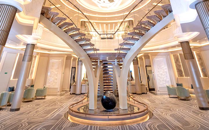 Navire Seven Seas Grandeur