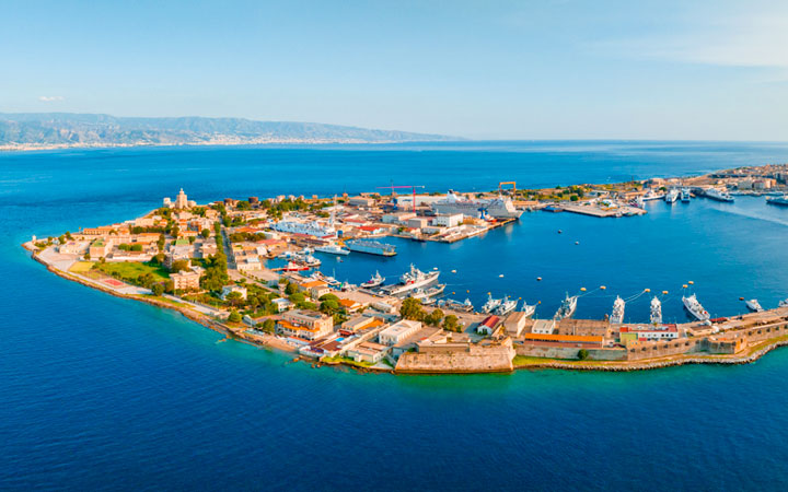 Escale Détroit de Messine