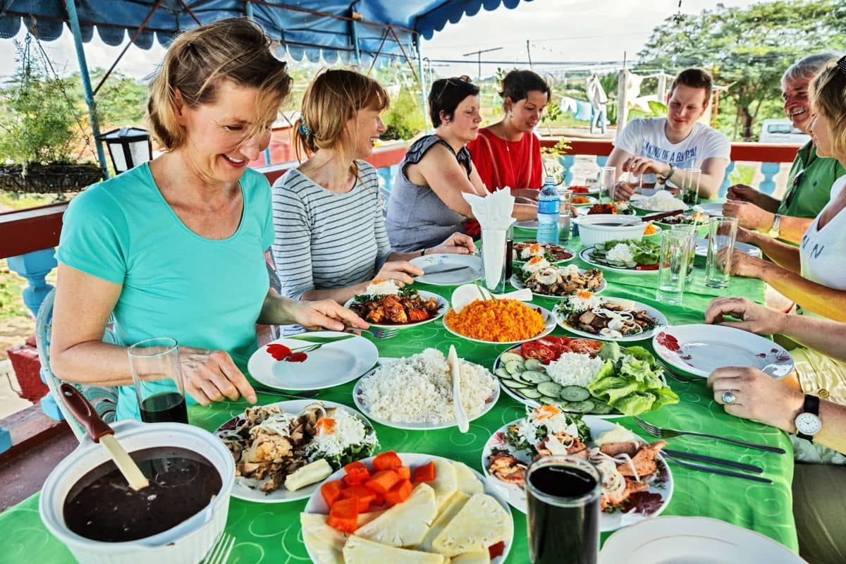 Restauration créole et cuisine locale